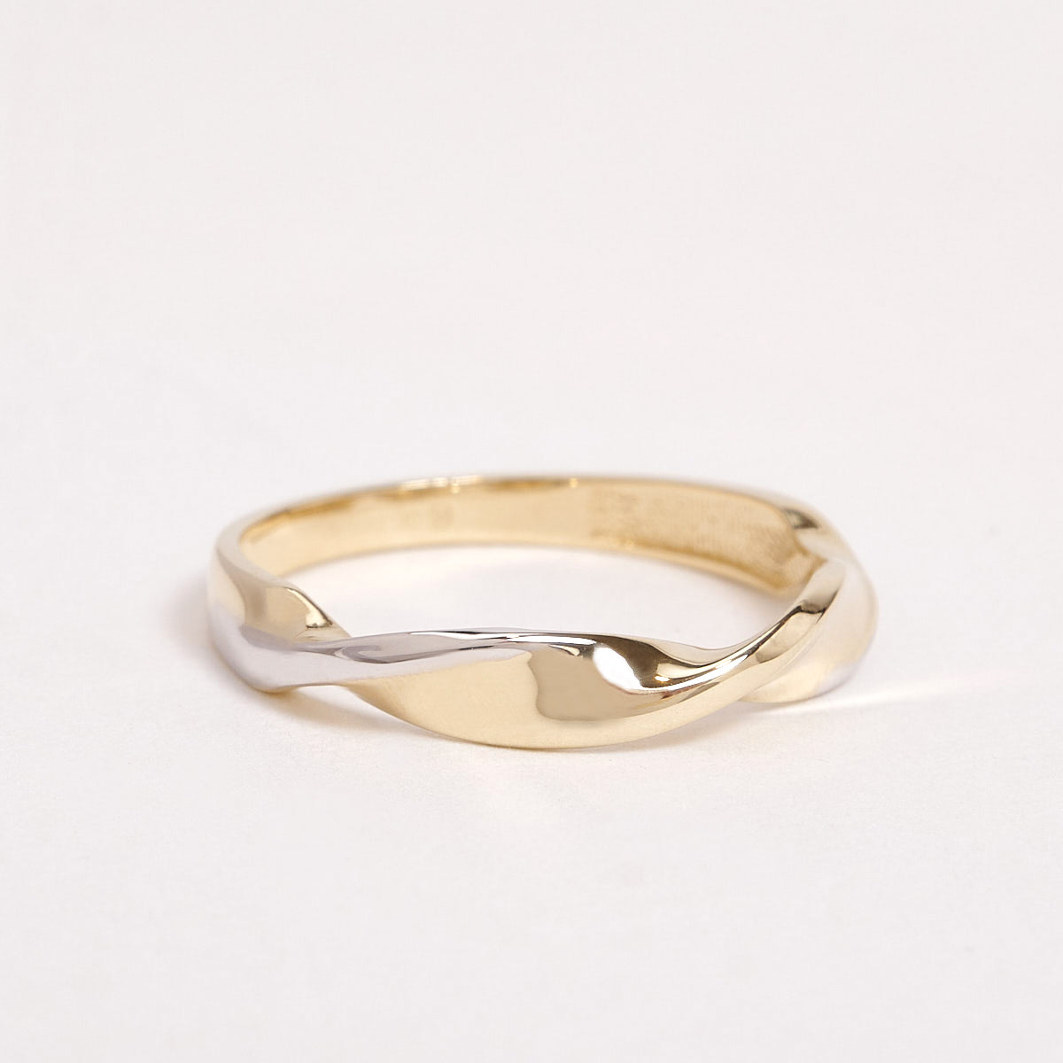 Makena 9ct Yellow Gold Fine Ring