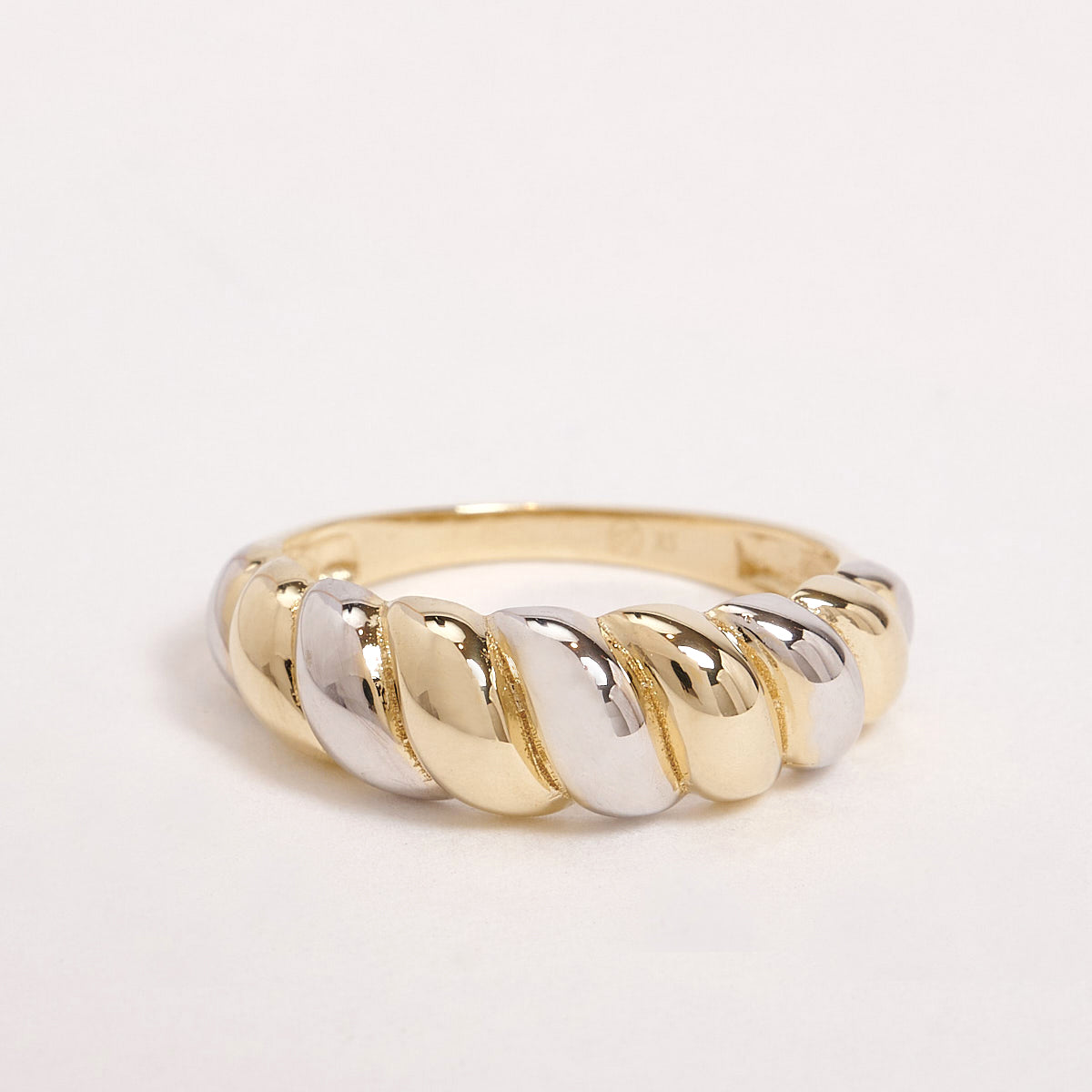 Rayna 9ct Yellow Gold Fine Ring